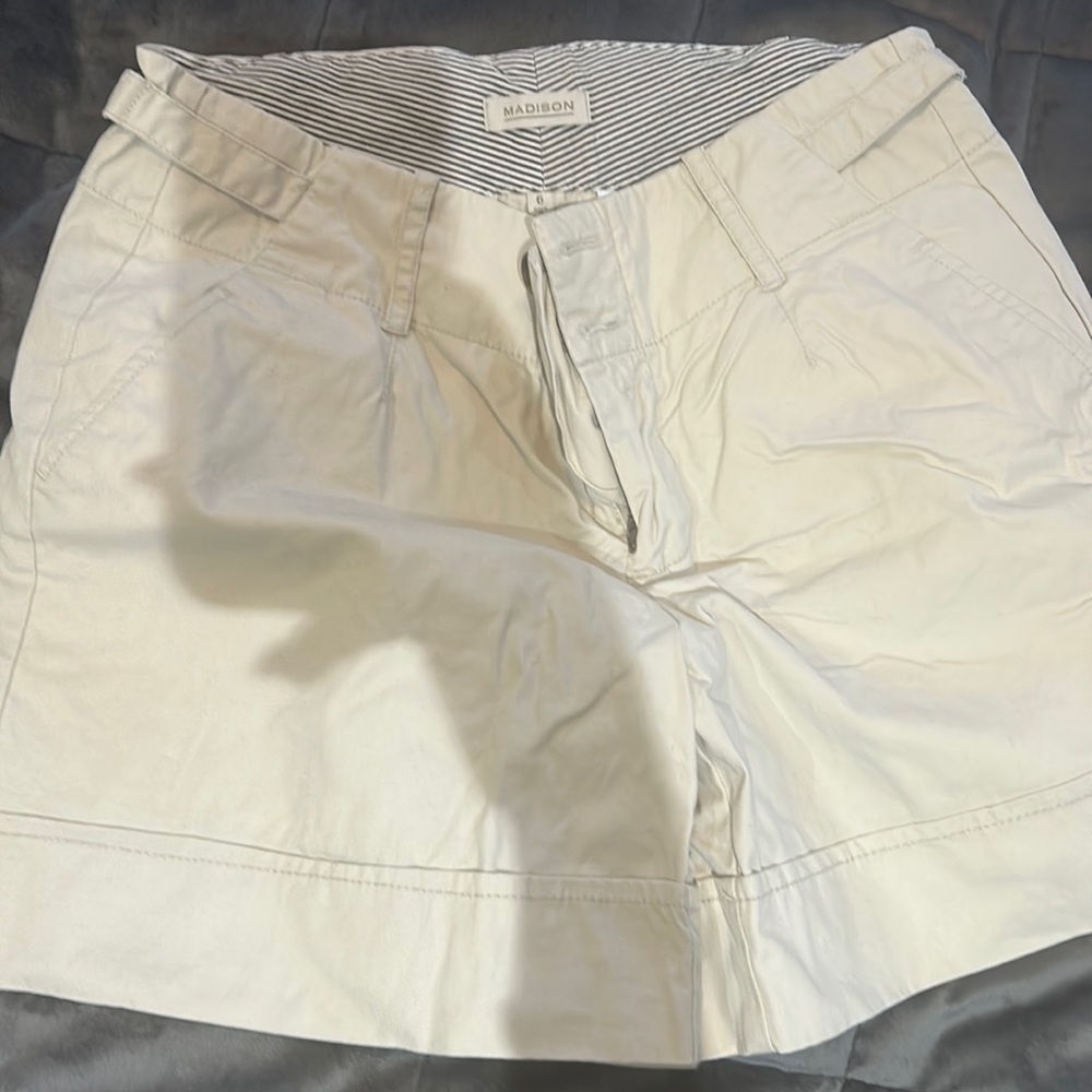 Preppy golf shorts